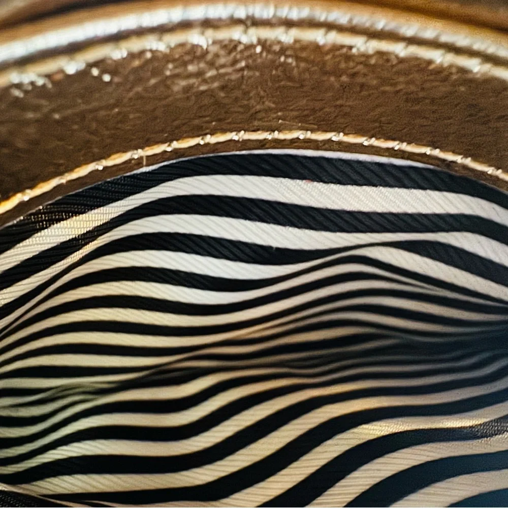 Kate Spade wallet - Picture 6 of 13